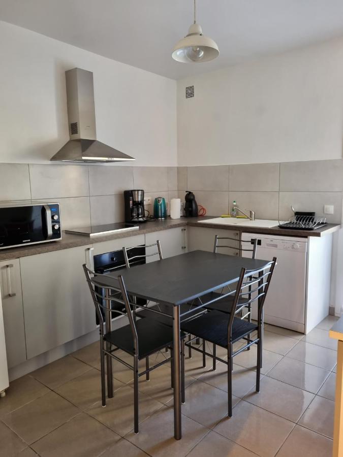 Location Vacances T4 Bas De Villa Тулон Экстерьер фото